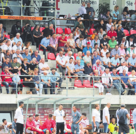 Über 100 000 Menschen sahen zu