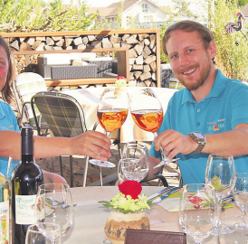 «Güggel» mit neuer Gartenterrasse