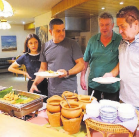 «Mit uns in die Festtage»