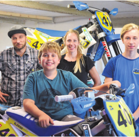 Familie mit viel Benzin im Blut