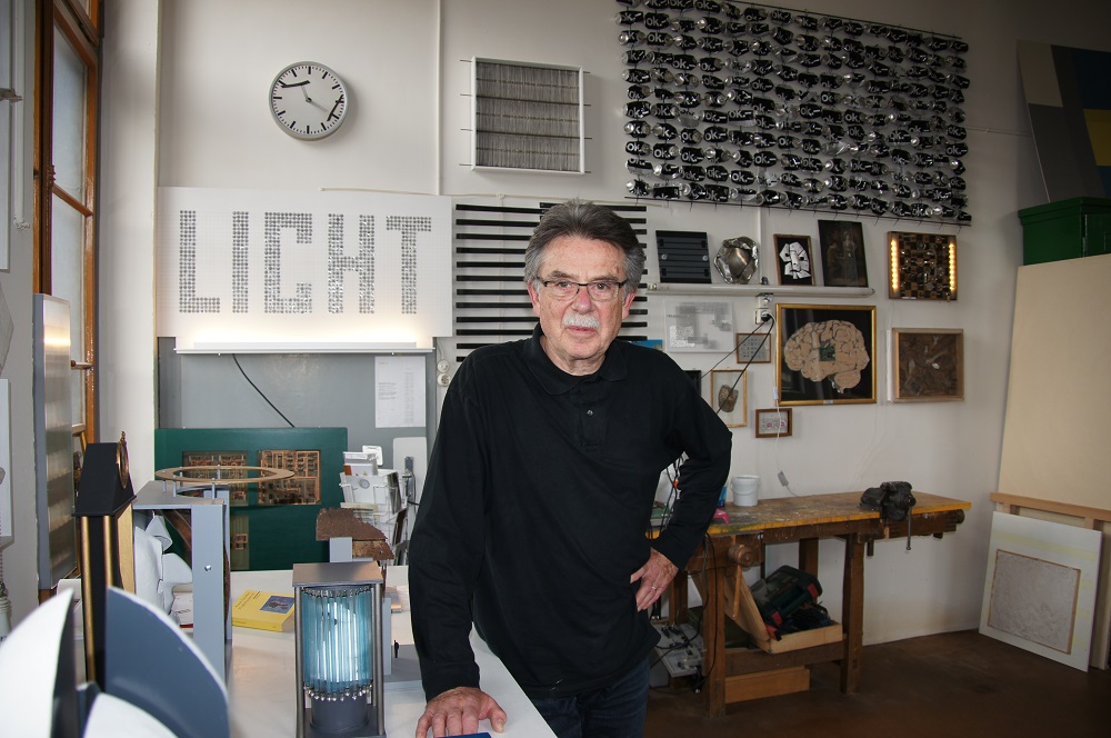 Ein Schalk im Atelier