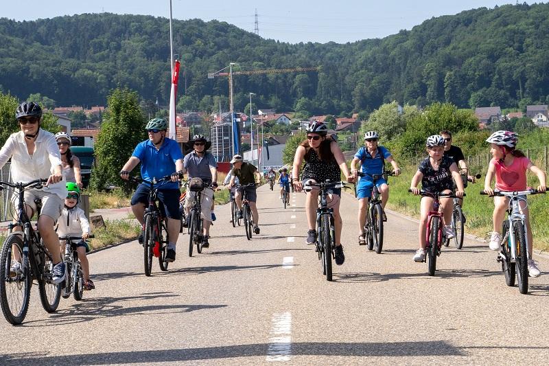 Hitze hielt 15000 Personen nicht von der Teilnahme am slowUp ab
