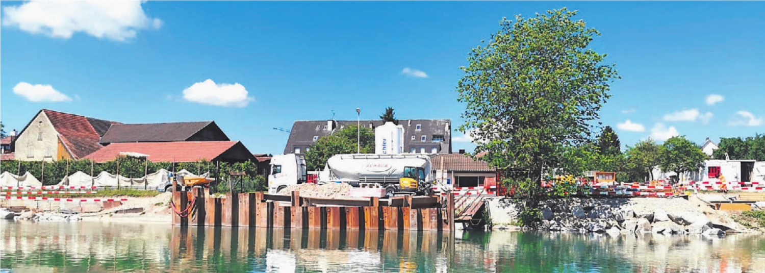Der Fluss spielt mit