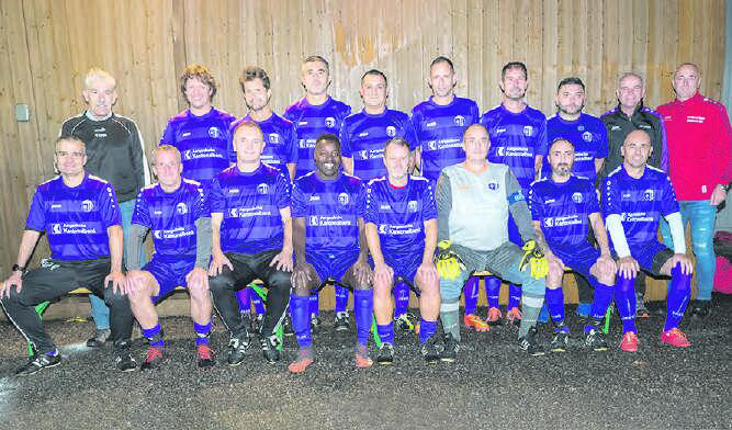 Fussball: Eiker Senioren im 1/8-Final