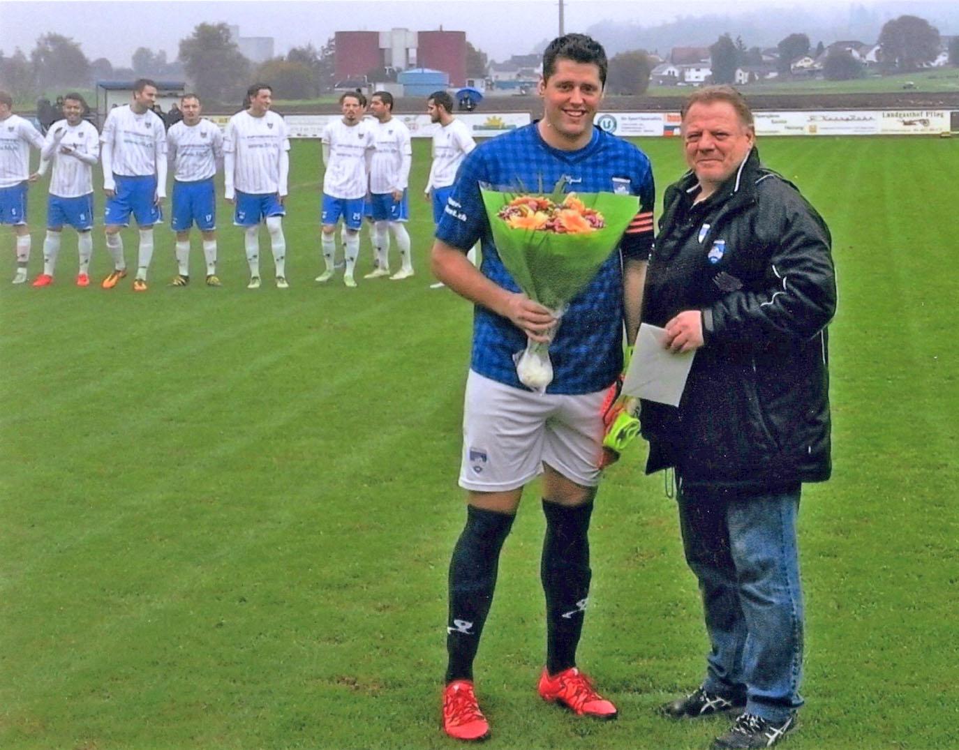 250. Spiel für den FCO – jetzt fliegt Küng - Das Bild wird blockiert. – Möglicherweise durch einen aktiven Adblocker.