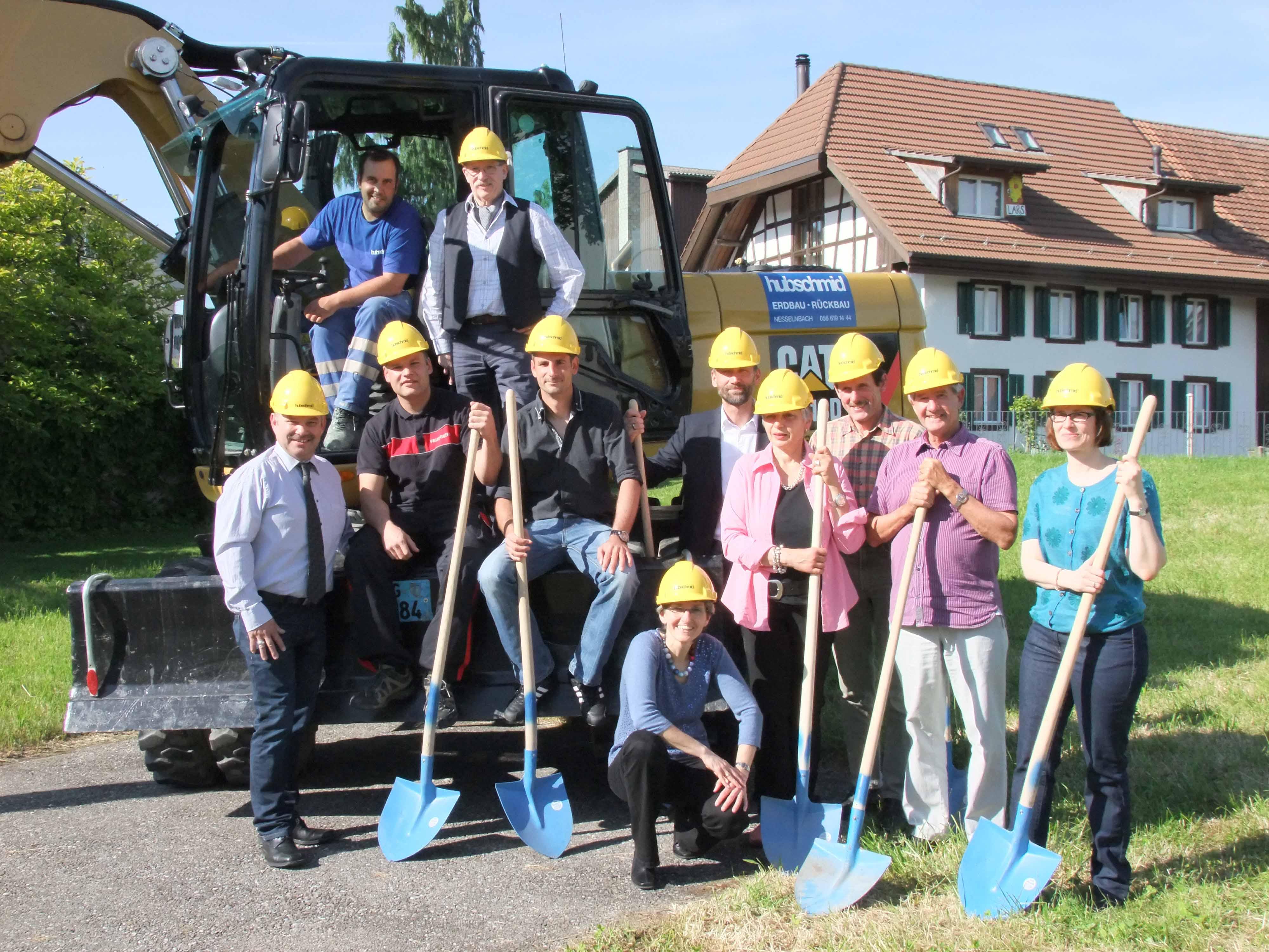 Niederwil: Spatenstich für Feuerwehrgebäude