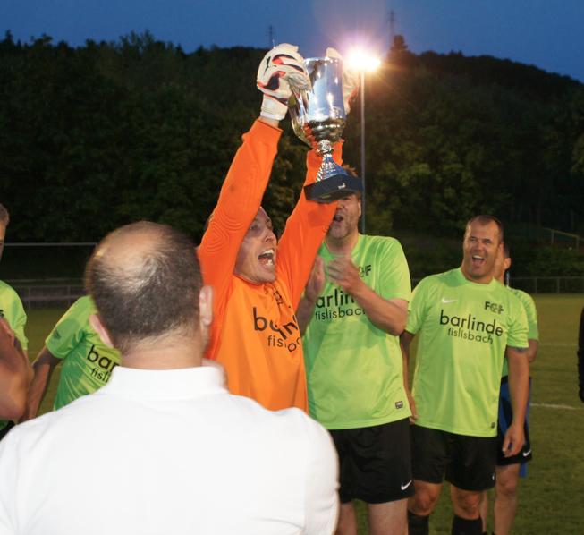 Fussball: Senioren und Veteranen des FC Fislisbach sind Aargauermeister - Das Bild wird blockiert. – Möglicherweise durch einen aktiven Adblocker.