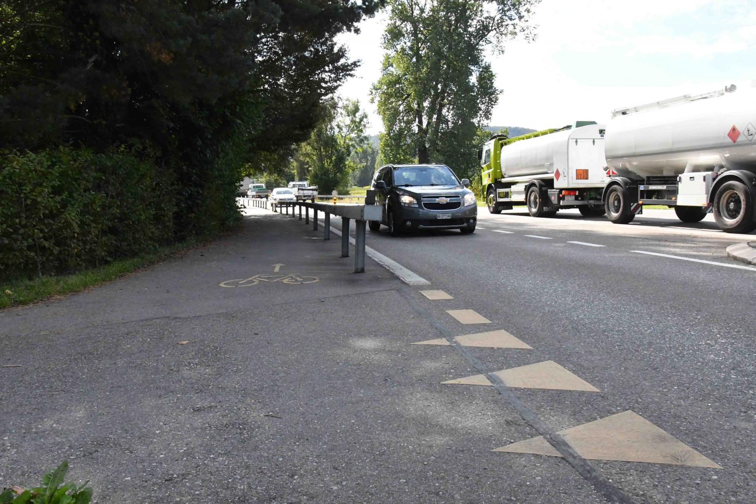 Erst spät geraten Autos ins Blickfeld