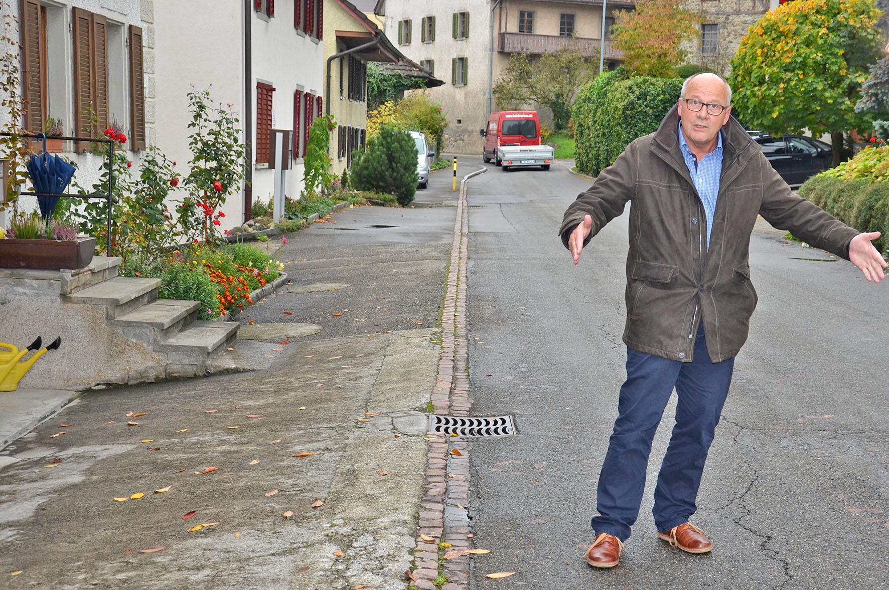 Ein kleines Stück Strasse nur, aber oho! - Das Bild wird blockiert. – Möglicherweise durch einen aktiven Adblocker.