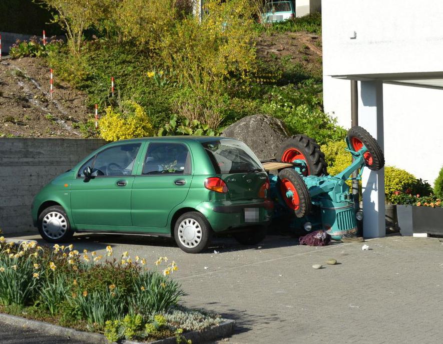 85-Jähriger in Stetten vom Traktor erdrückt