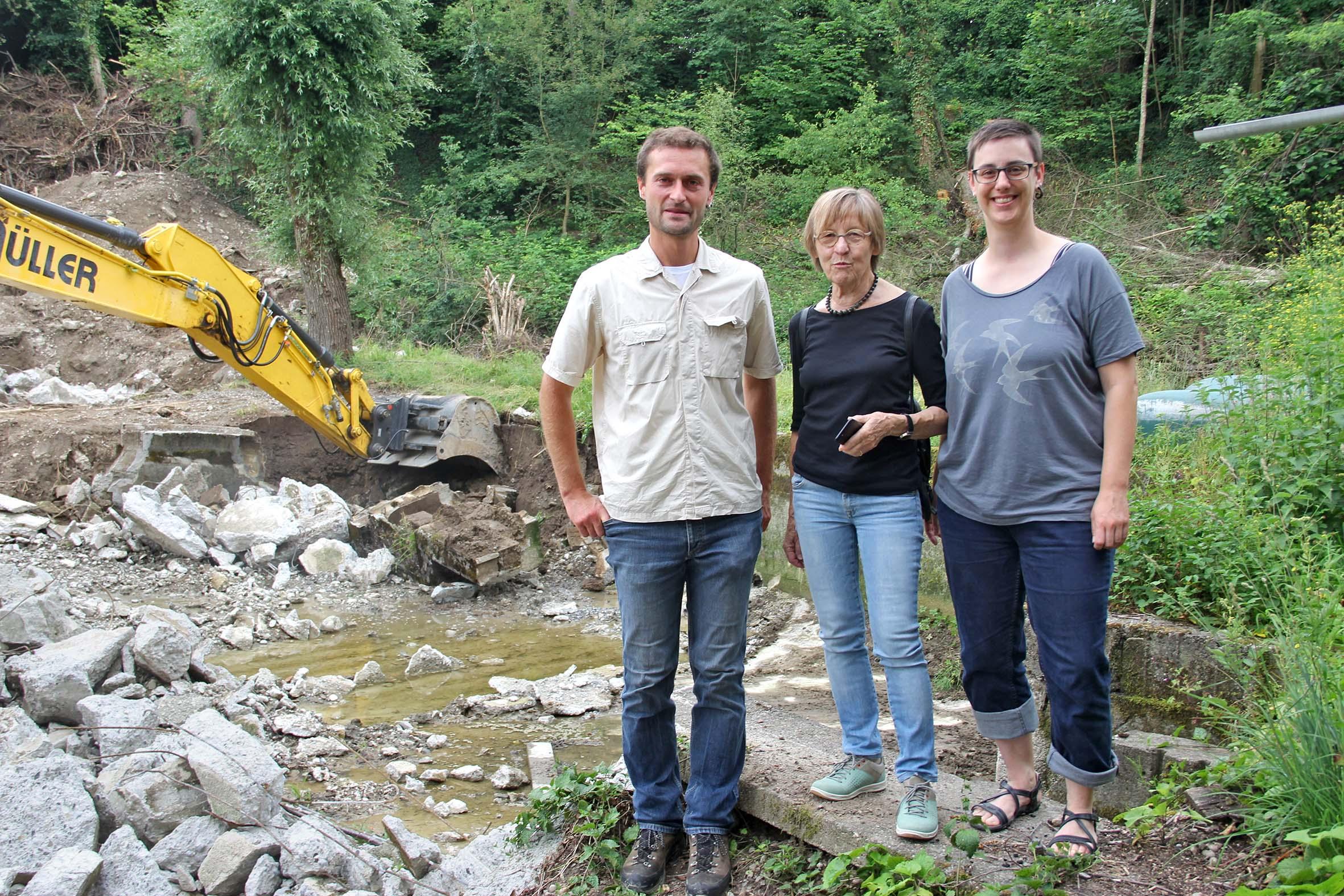 Stetten: Dorfbach, Natur statt Beton