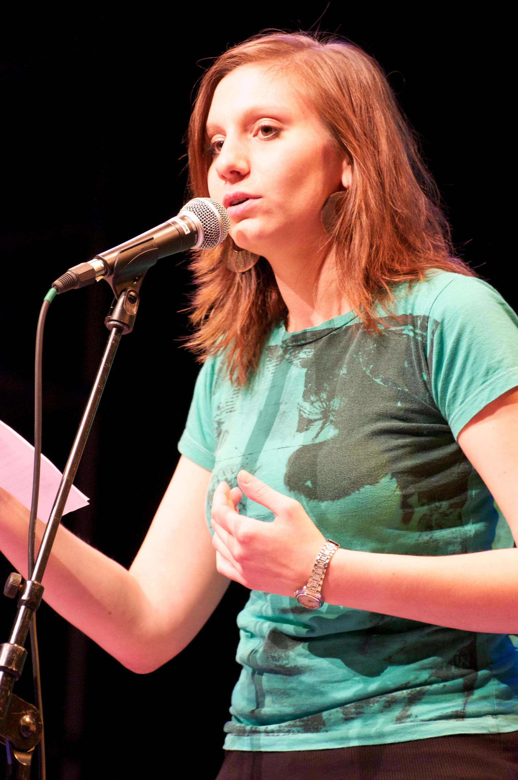 Poetry Slam: Mellingerin wird Dritte in Wohlen - Das Bild wird blockiert. – Möglicherweise durch einen aktiven Adblocker.