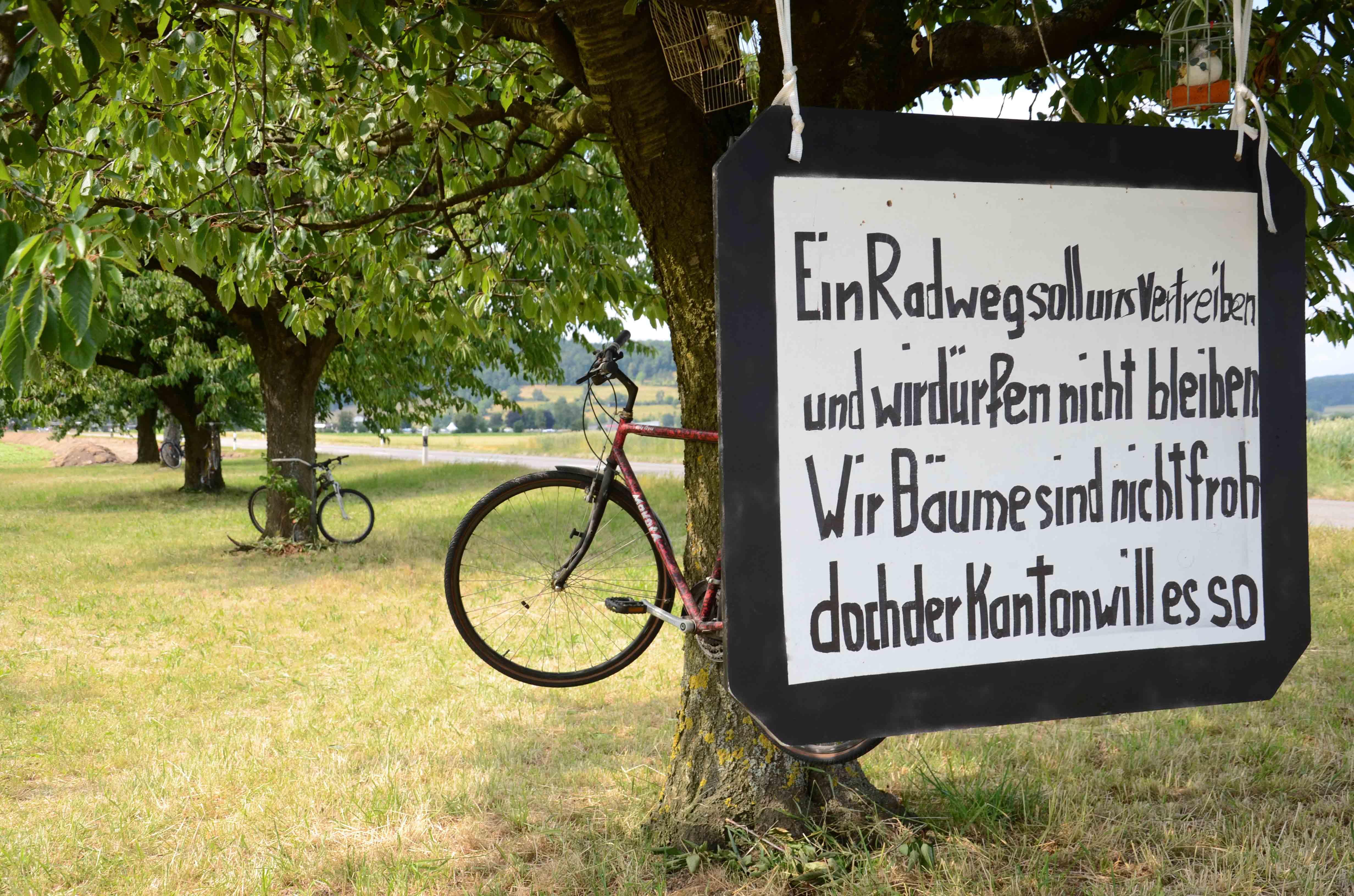 Birrhard: Stiller Protest gegen Radwegbau