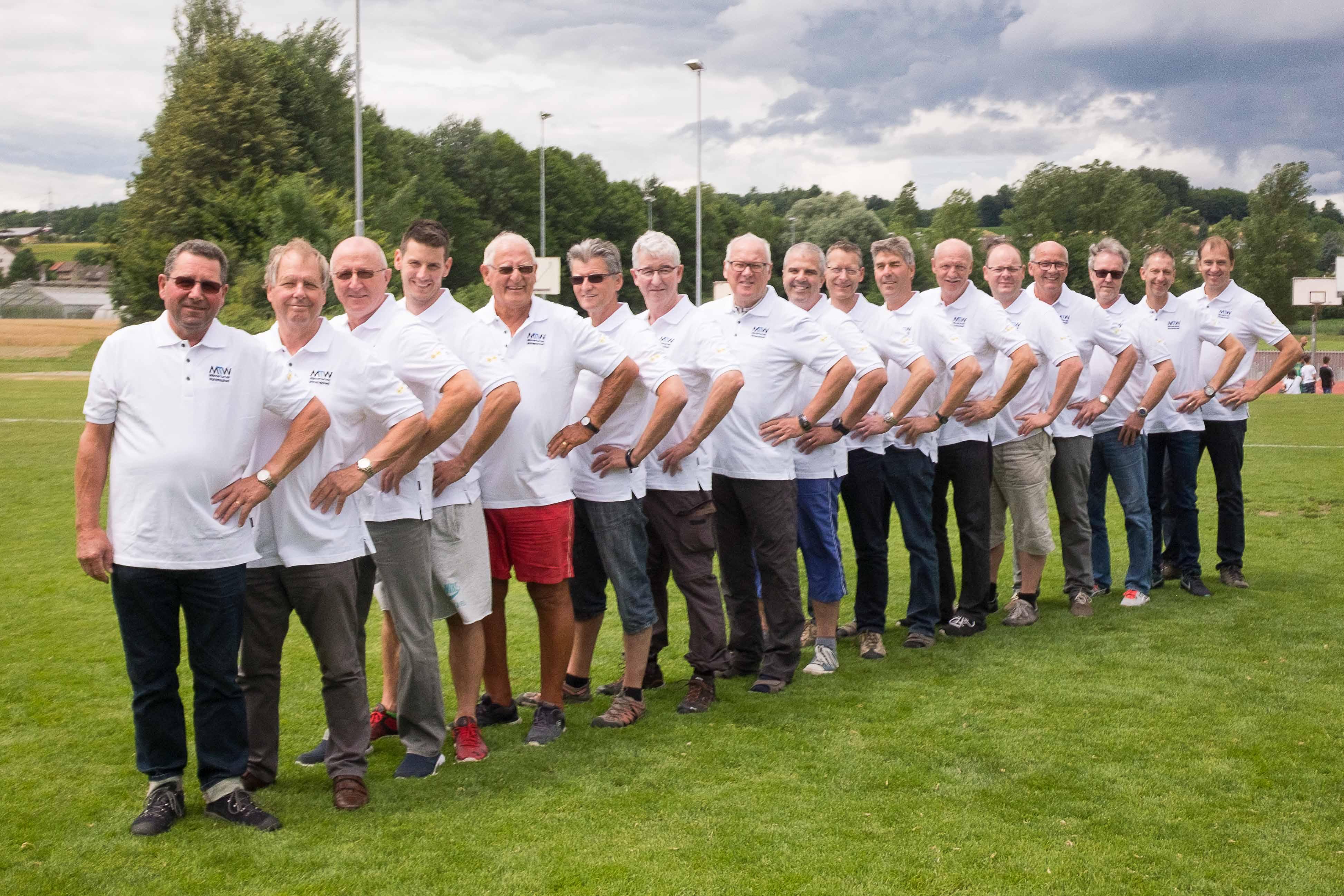 Neue Trikots beflügeln Männerturner