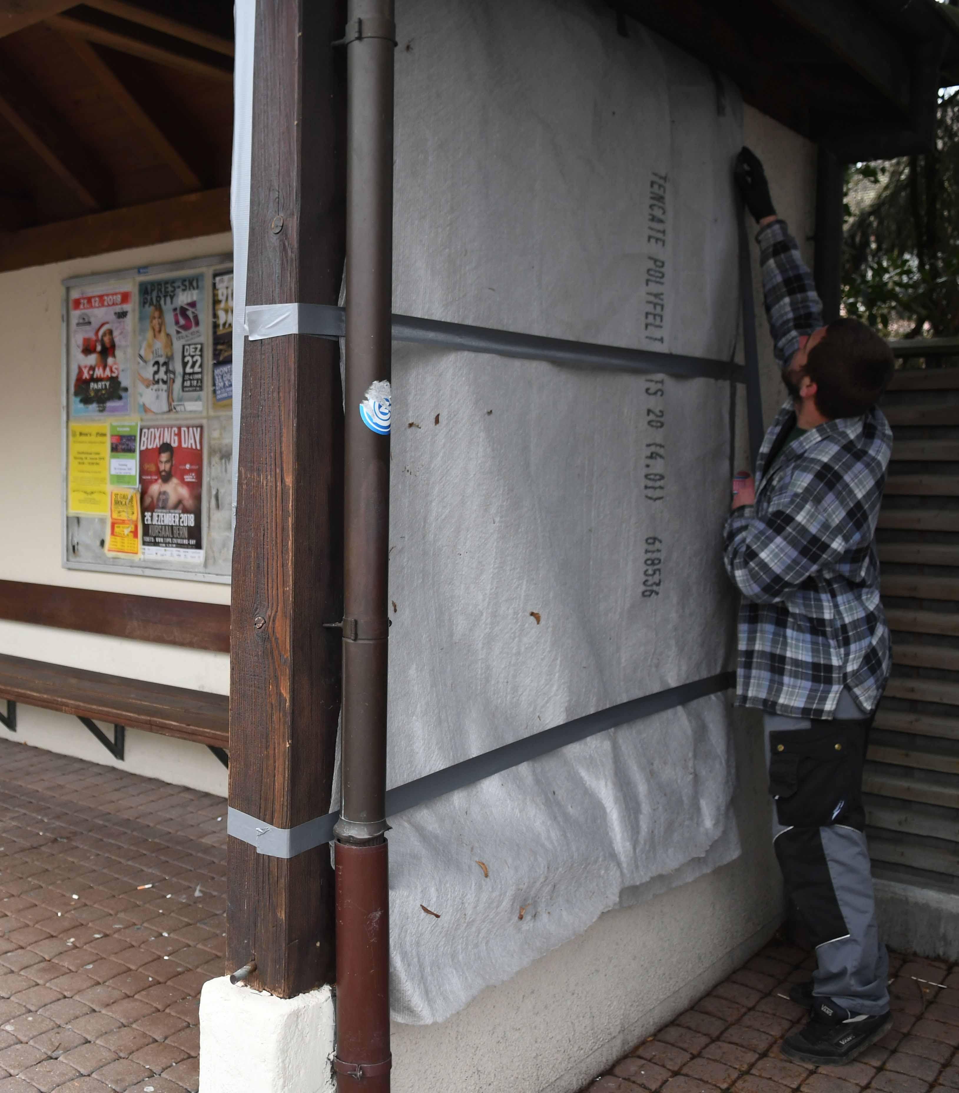 Mellingen: Vandalen schlagen Scheiben ein