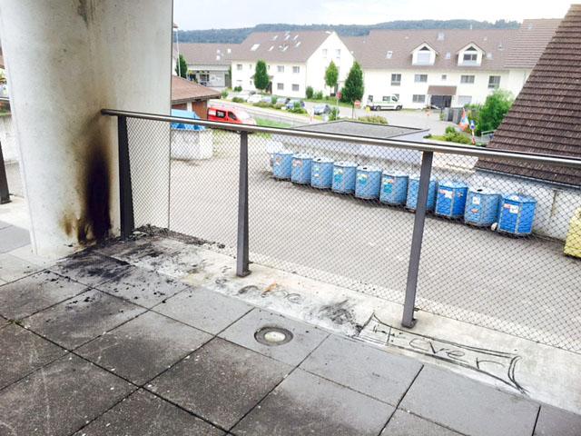 Nachtbuben spielten mit dem Feuer - Das Bild wird blockiert. – Möglicherweise durch einen aktiven Adblocker.