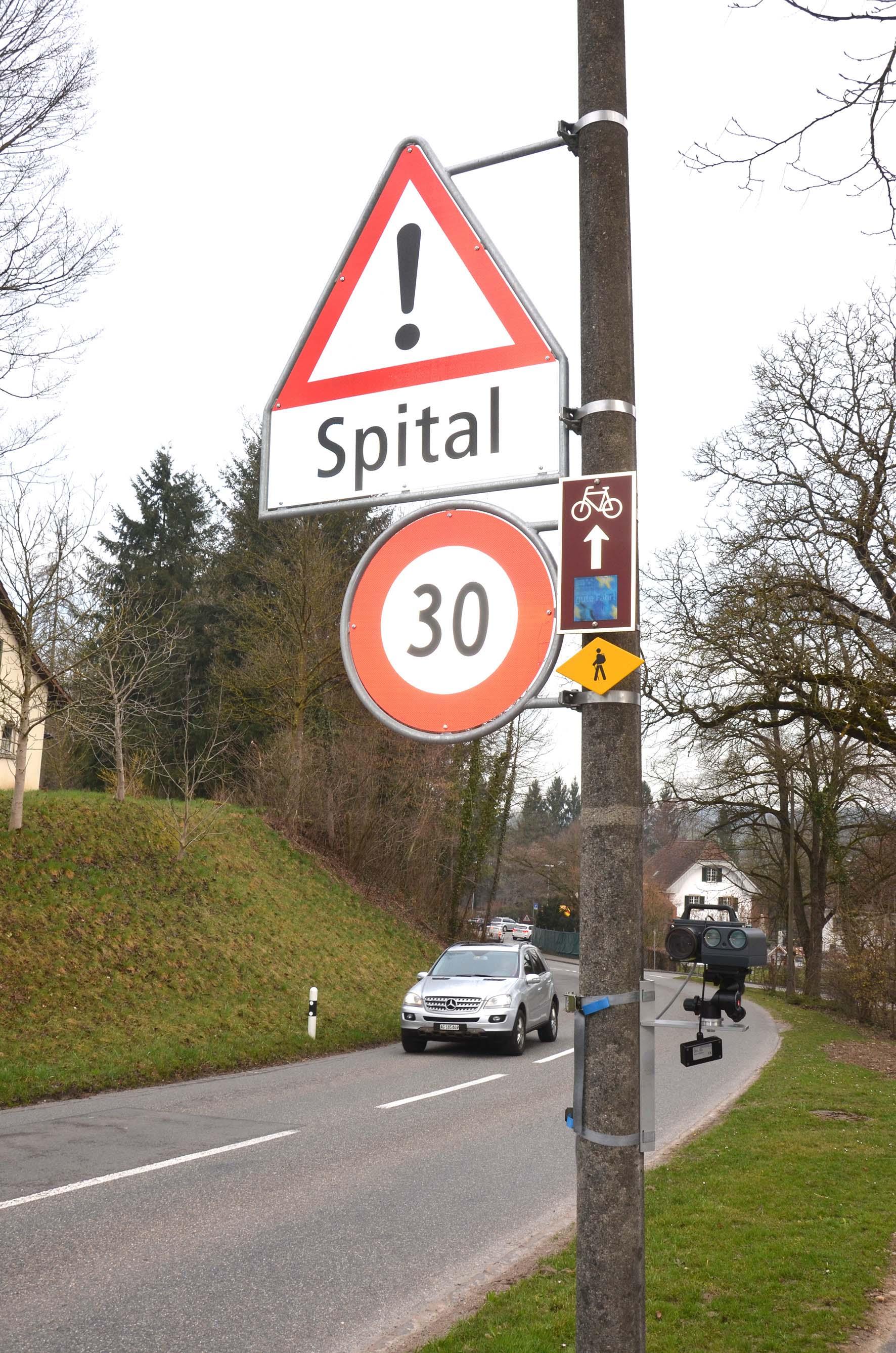 Eine Umfrage ist geplant - Das Bild wird blockiert. – Möglicherweise durch einen aktiven Adblocker.