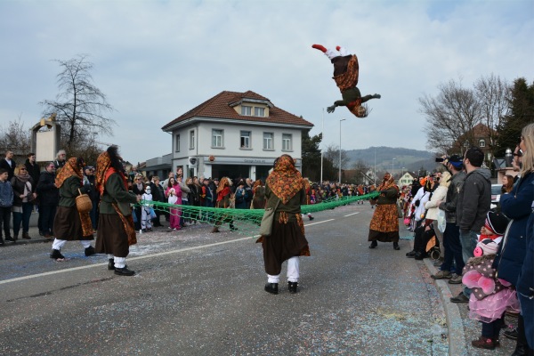 Fasnachtsumzug in Dottikon1