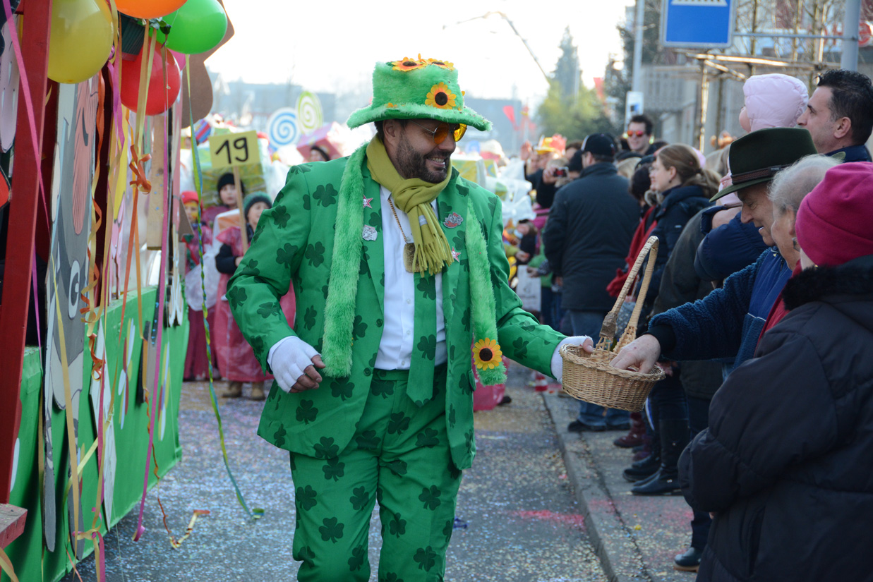 Fasnachtsumzug in Muri 2015