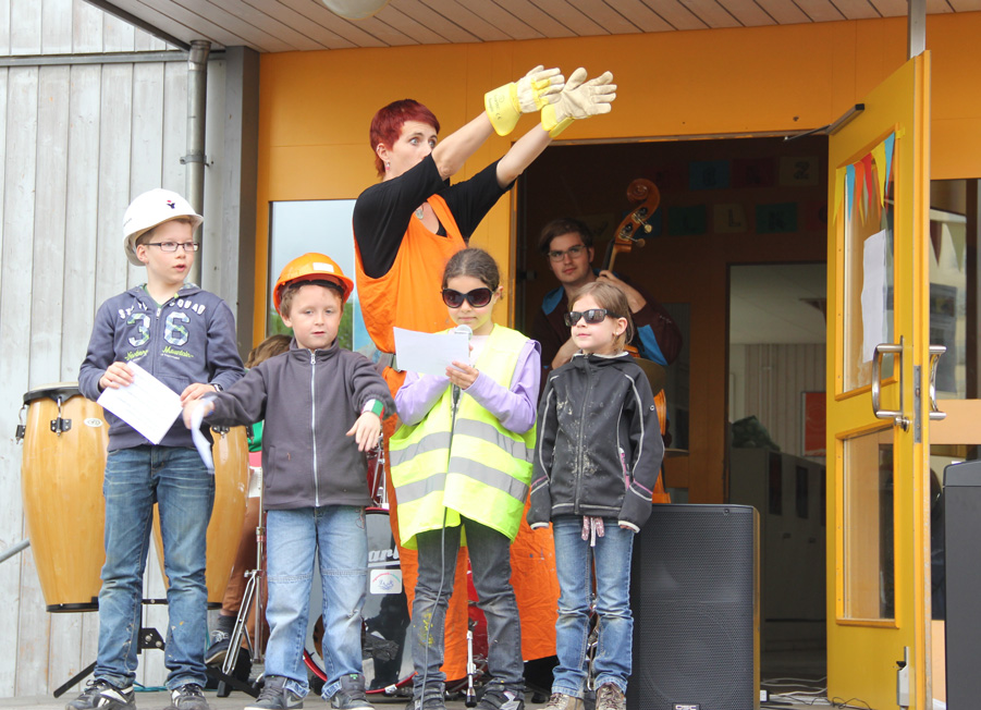 Schulcenter Halde, Einweihungsparty Pausenplatz