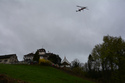 Heli-Einsatz beim Schloss
