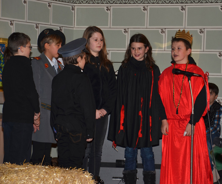 Primarschule Berikon führt «Zäller Wiehnacht» auf