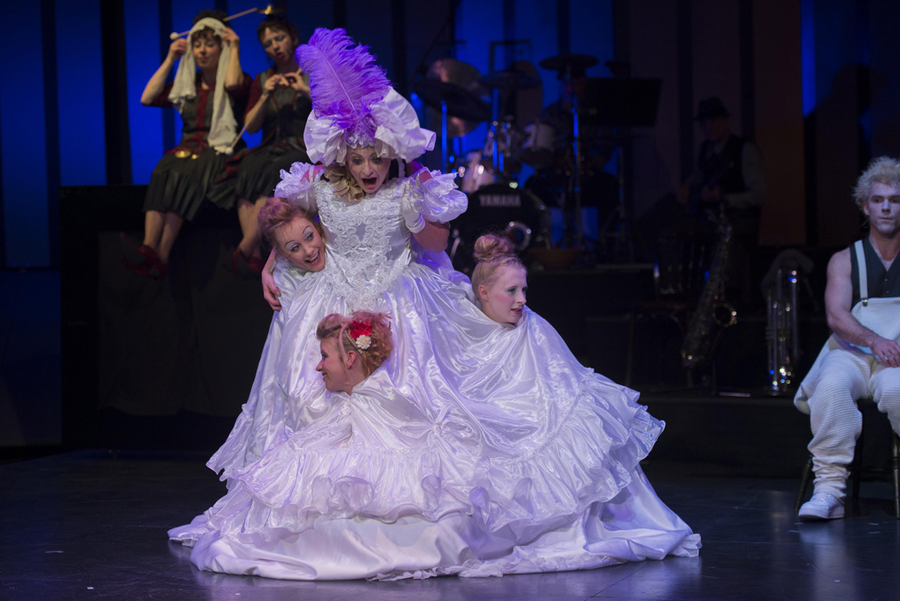 Circus Monti Premiere 2014