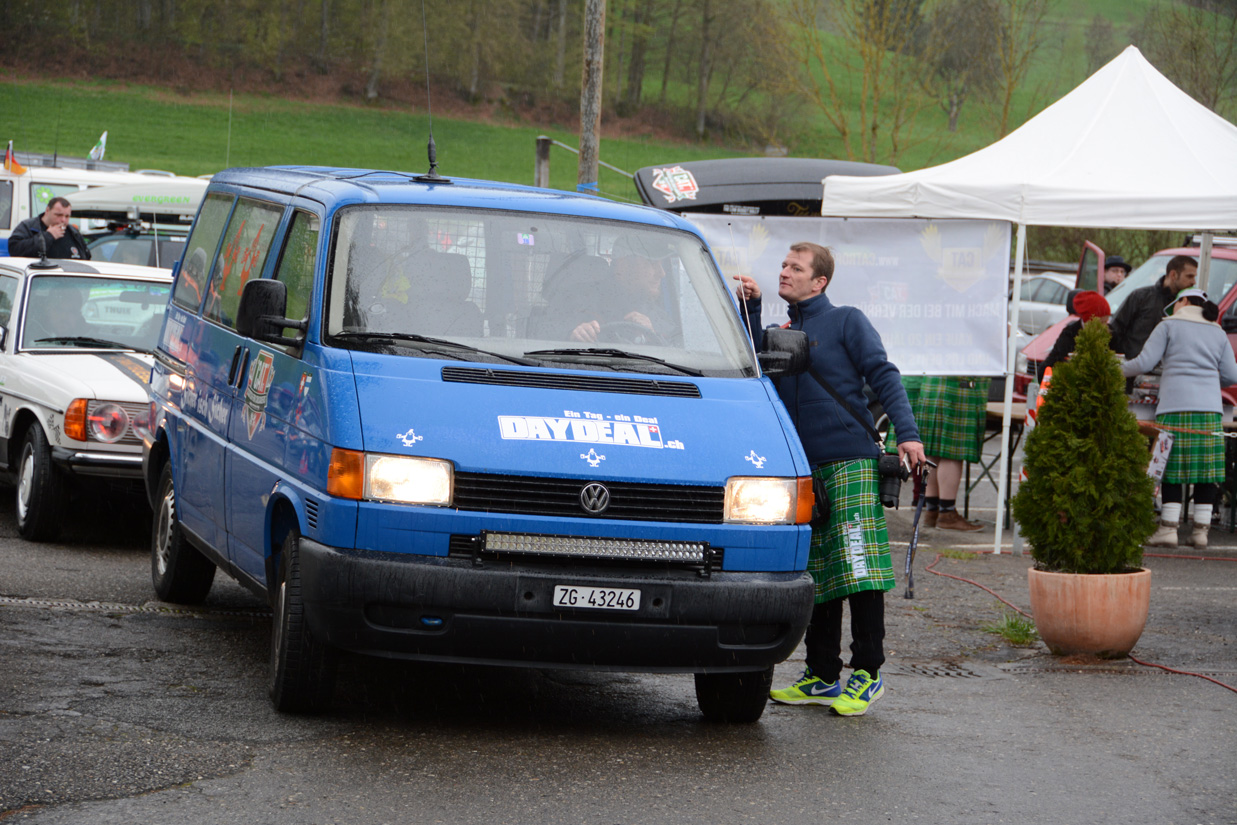 Start zur CAT Crazy Adventure Trophy