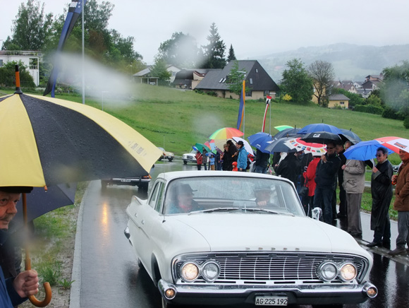 Erschliessung Rebberg: Einweihnung mit Oldtimer-Korso