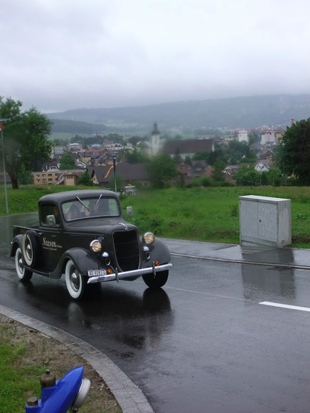 Erschliessung Rebberg: Einweihnung mit Oldtimer-Korso