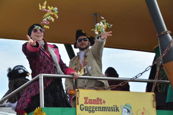 Fasnachtsumzug in Dottikon1
