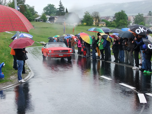 Erschliessung Rebberg: Einweihnung mit Oldtimer-Korso