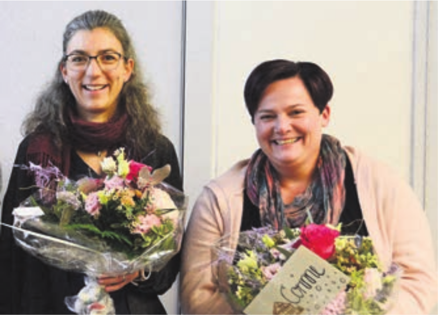 Quasi ein fliegender Wechsel: Karin Vogel (links) und Corinne Koch wurden als Schulpflegerinnen verabschiedet und anschliessend als Stimmenzählerinnen begrüsst.