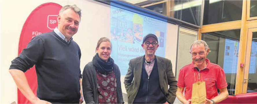 (V.l.) Stefan Dietrich, Co-Präsident, Jacqueline Stierli, Co-Präsidentin, Adrian Rehmann, Präsident Regionalverband WBG, Ueli Schertenleib, Aktuar. Bild: zg