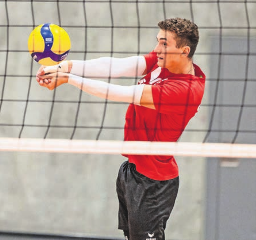 Wird künftig in der italienischen Serie A2 spielen und um den Aufstieg in die Superlega kämpfen: Tim Köpfli. Bild: Damien Sengstag