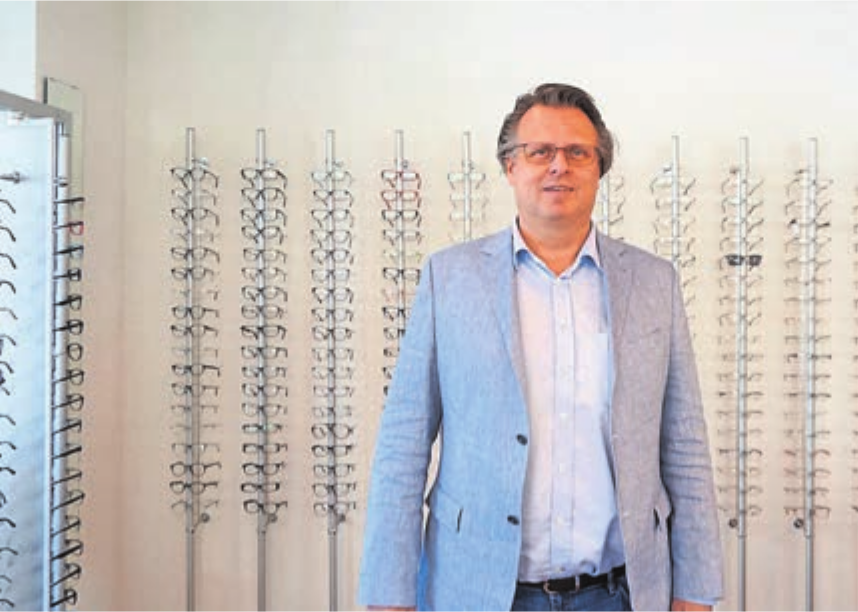 «myoptix.ch»: Optiker Michael Walter führt drei Brillenläden: in Affoltern, in Muri und in Villmergen. Bild: rts