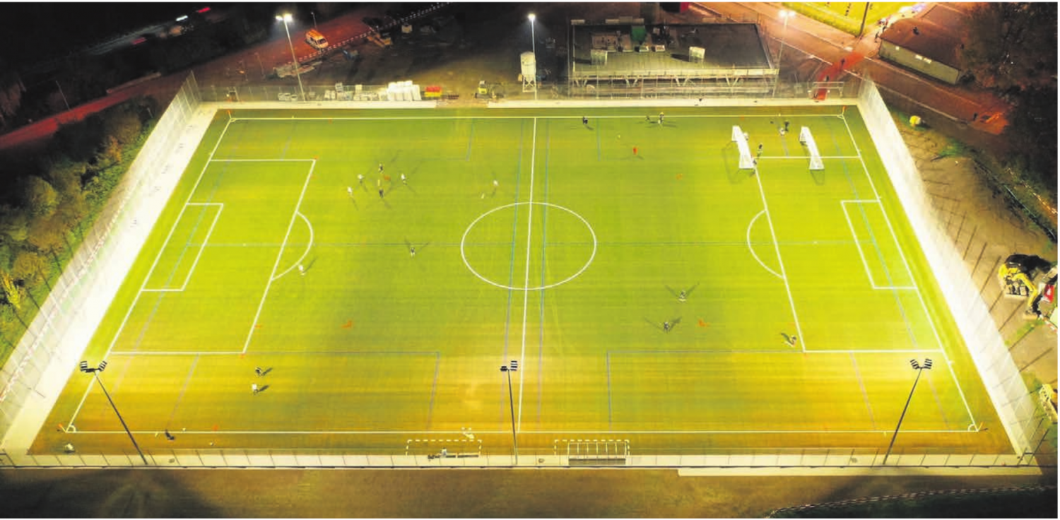 Der FC Villmergen spielt bis spätabends auf dem neuen Feld. Bild: zg
