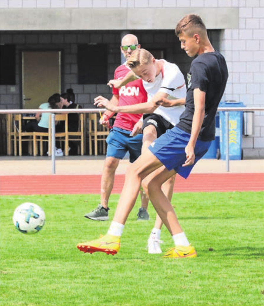 Den wird der Goalie vermutlich halten. Bilder: Josip Lasic Den wird der Goalie vermutlich halten. Bilder: Josip Lasic