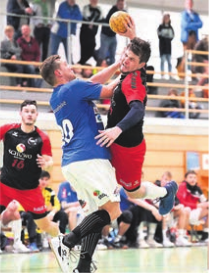 Kein Durchkommen für Wohlens Stefan Burgherr (rechts) gegen Visp. Bild: any Kein Durchkommen für Wohlens Stefan Burgherr (rechts) gegen Visp. Bild: any