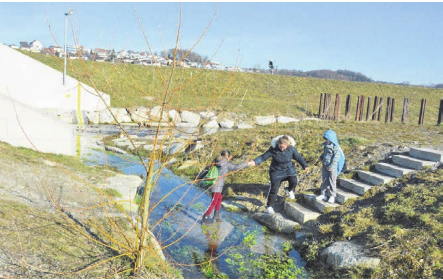 Der Übergang beim Büelisackerkanal sorgt weiter für Diskussionen. Bild: Archiv