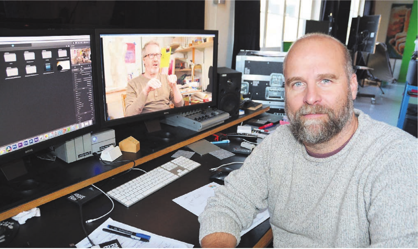 An den Solothurner Filmfesttagen: Stanko Pavlica (Mitte) mit Festivaldirektorin Anita Hugi. Links Kameramann und Crewmitglied Joel De Giovanni. An den Solothurner Filmfesttagen: Stanko Pavlica (Mitte) mit Festivaldirektorin Anita Hugi. Links Kameramann und Crewmitglied Joel De Giovanni.